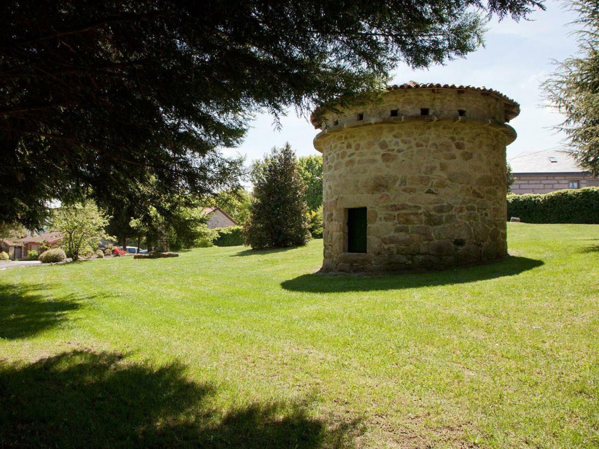 Jardines Pazo A Fabrica Guest House Celanova Bagian luar foto