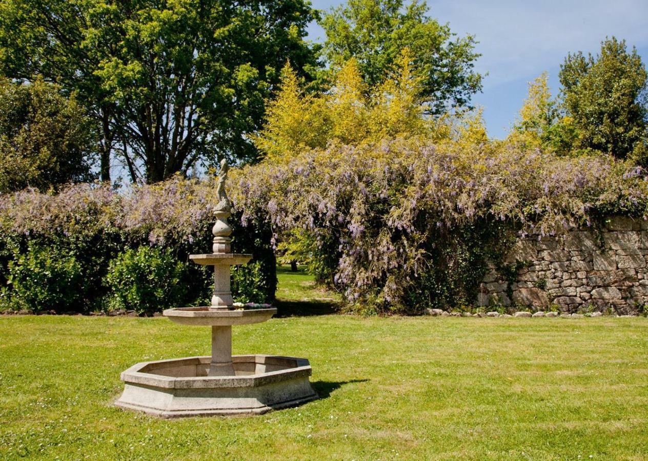 Jardines Pazo A Fabrica Guest House Celanova Bagian luar foto